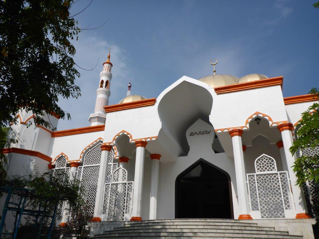 A mosque. 100 % of the inhabitants of the Maldives are Sunni Muslims.