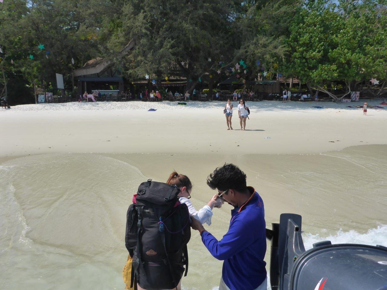 Arriving directly at the beach by Jep's on Koh Samet