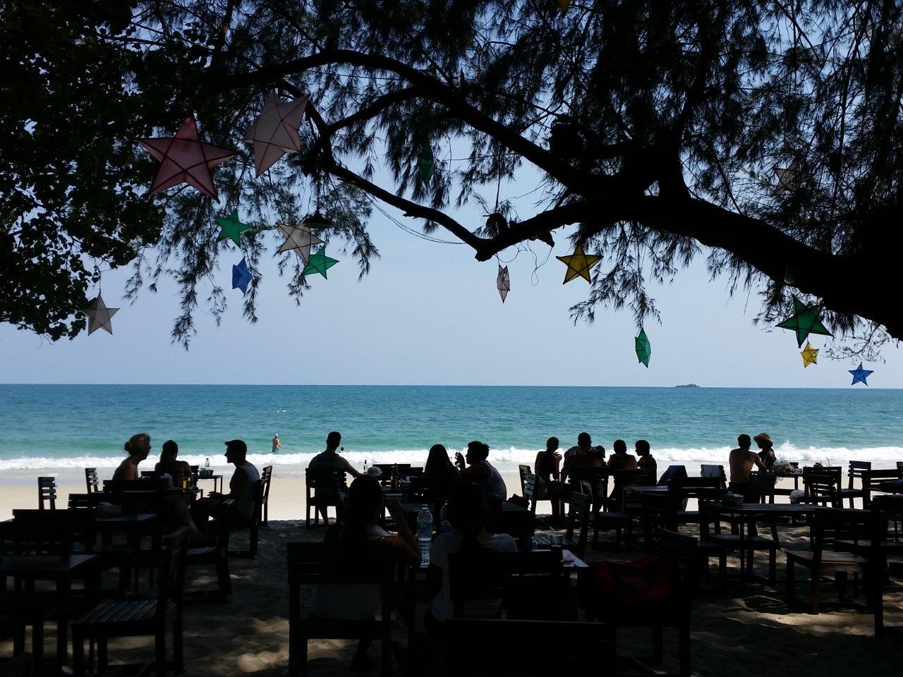 Enjoying the great atmosphere at Jep's on Koh Samet