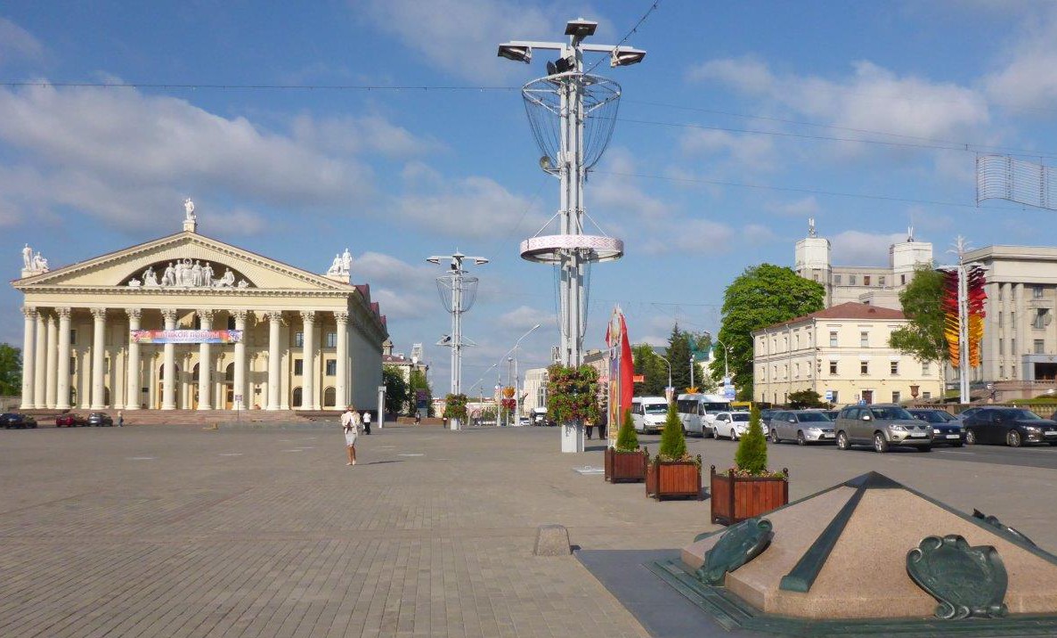 The Km 0 mark is situated at the October Square in front of the Palace of Republic