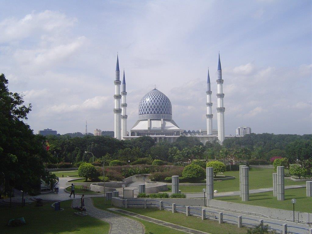 Sultan Salahuddin Abdul Aziz Mosque, Shah Alam, Selangor, Malaysia