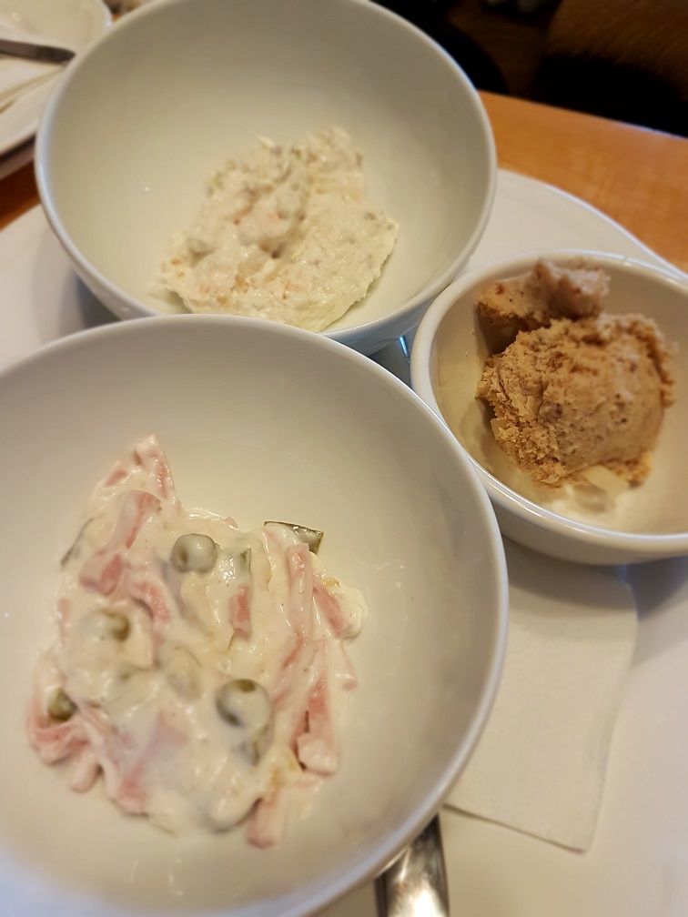 Parižsky šalát, reska v majonéze and Oškvarková pomazánka. Food tour in Bratislava, Slovakia.