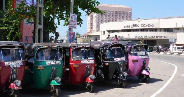 Get your bearings, prepare for Sri Lanka!